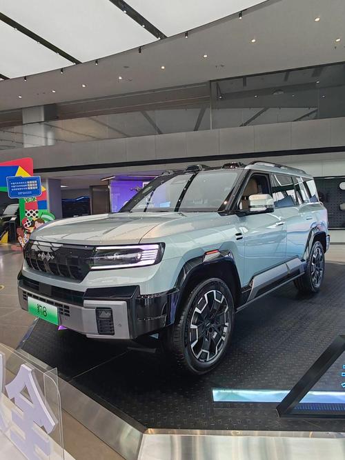 惠州惠东县展信同企业管理咨询比亚迪方程豹硬派越野的爆款，英菲尼迪35周年与你共成长